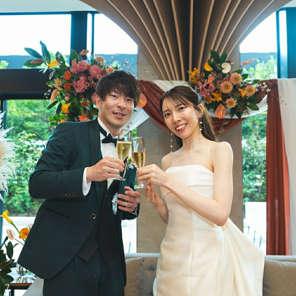 披露宴パーティのカバー写真