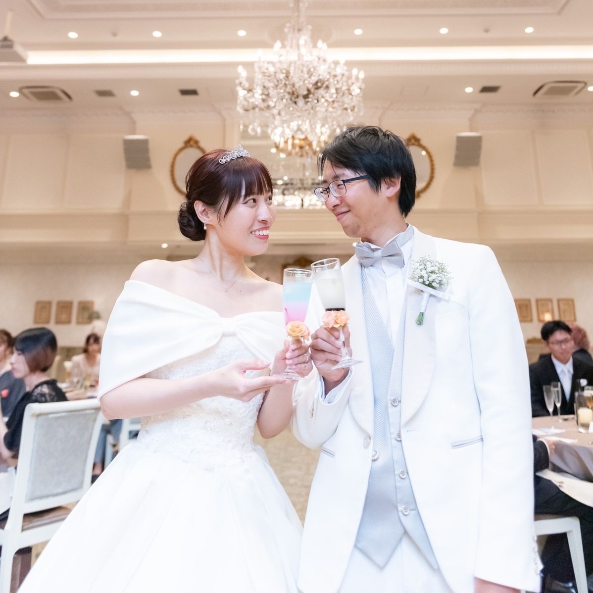 披露宴パーティのカバー写真