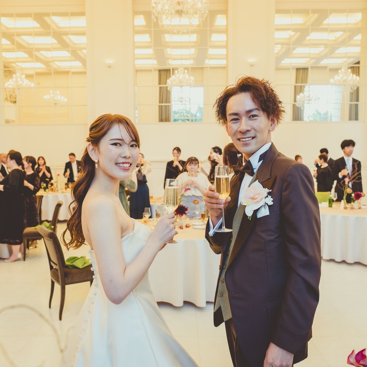 披露宴パーティのカバー写真