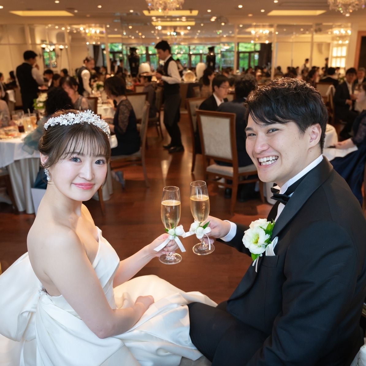 披露宴パーティのカバー写真