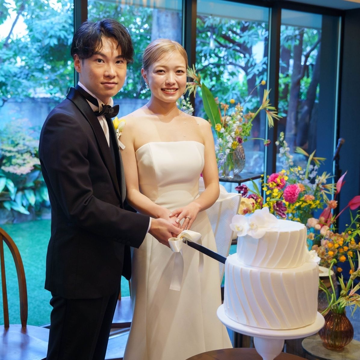 披露宴パーティのカバー写真