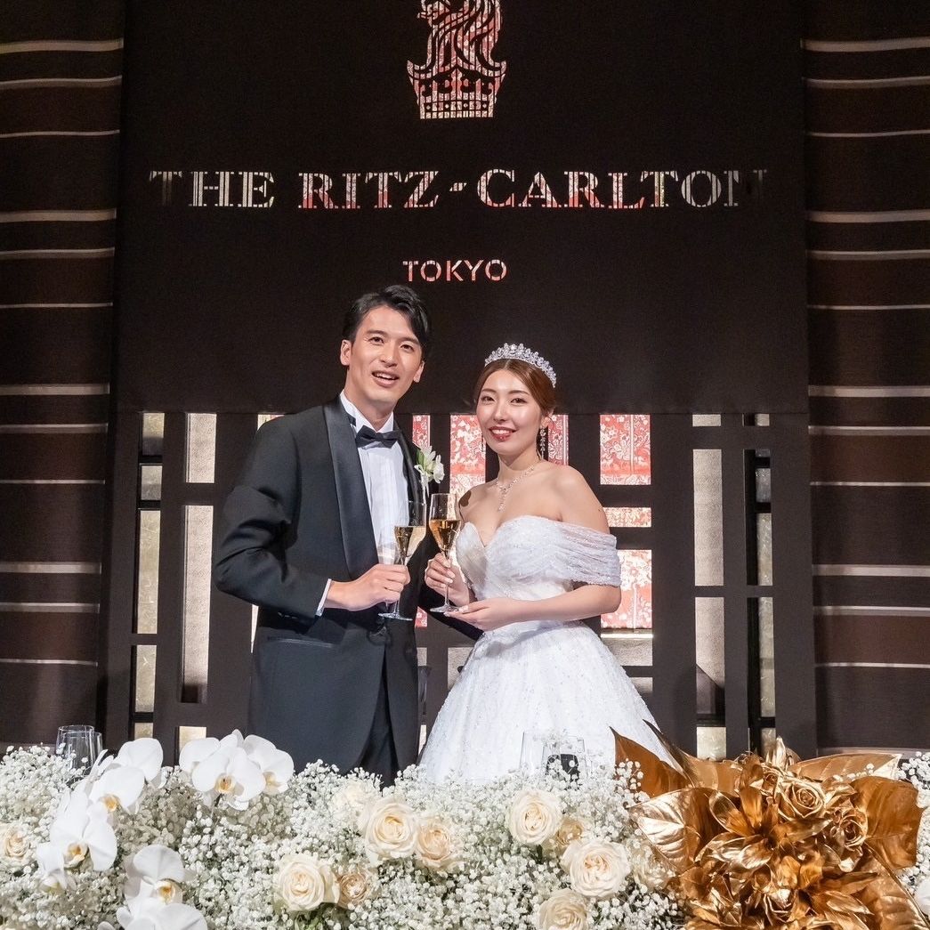 披露宴パーティのカバー写真