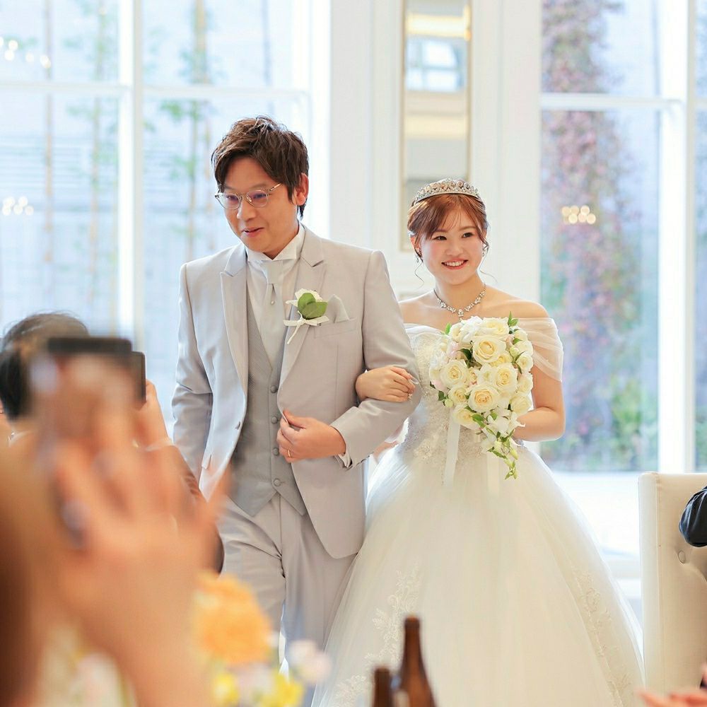 披露宴パーティのカバー写真