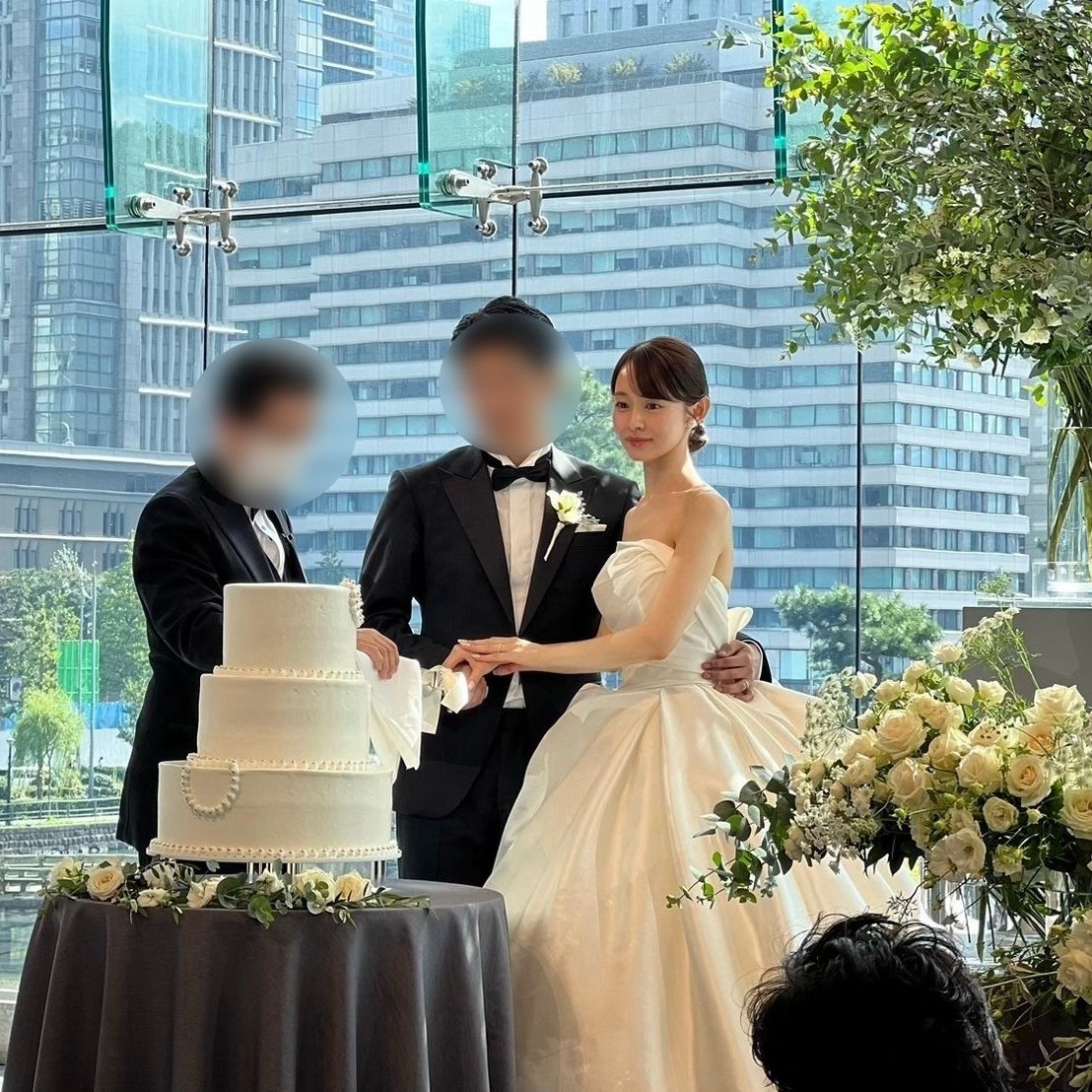 披露宴パーティのカバー写真