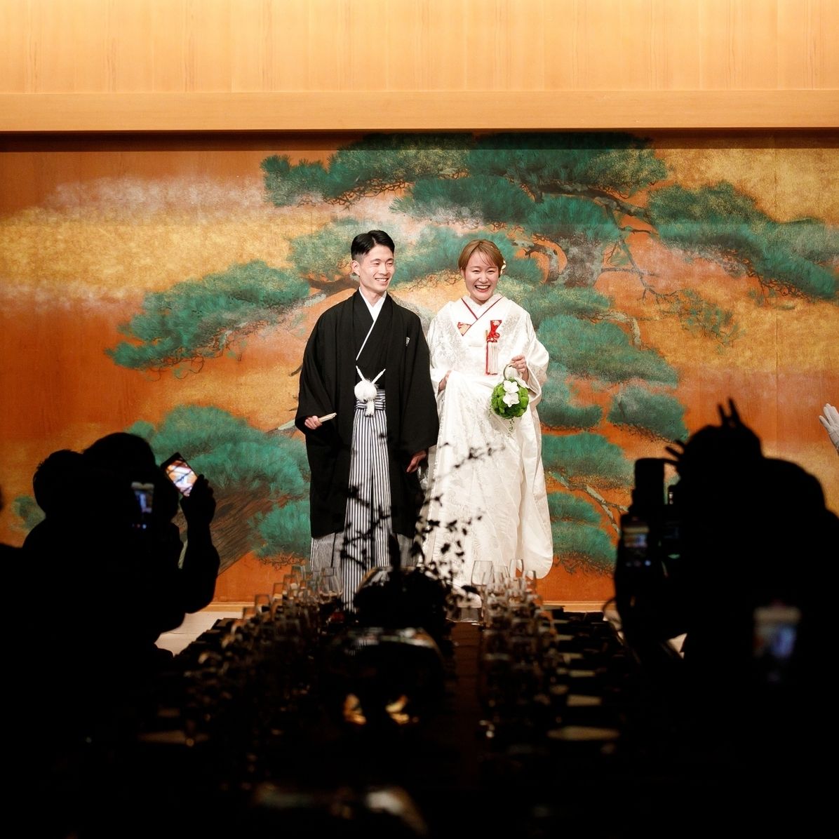 披露宴パーティのカバー写真