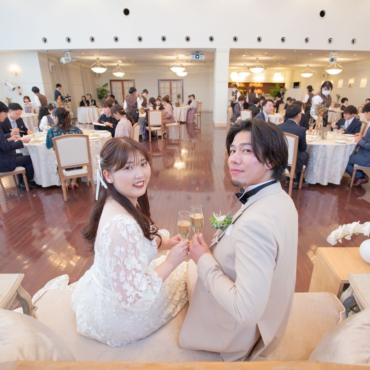 披露宴パーティのカバー写真