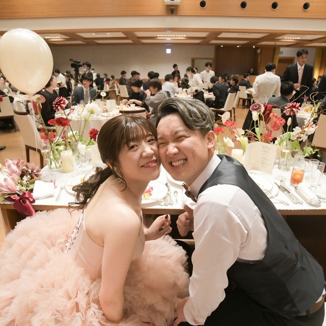 披露宴パーティのカバー写真