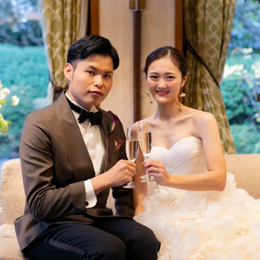 披露宴パーティのカバー写真