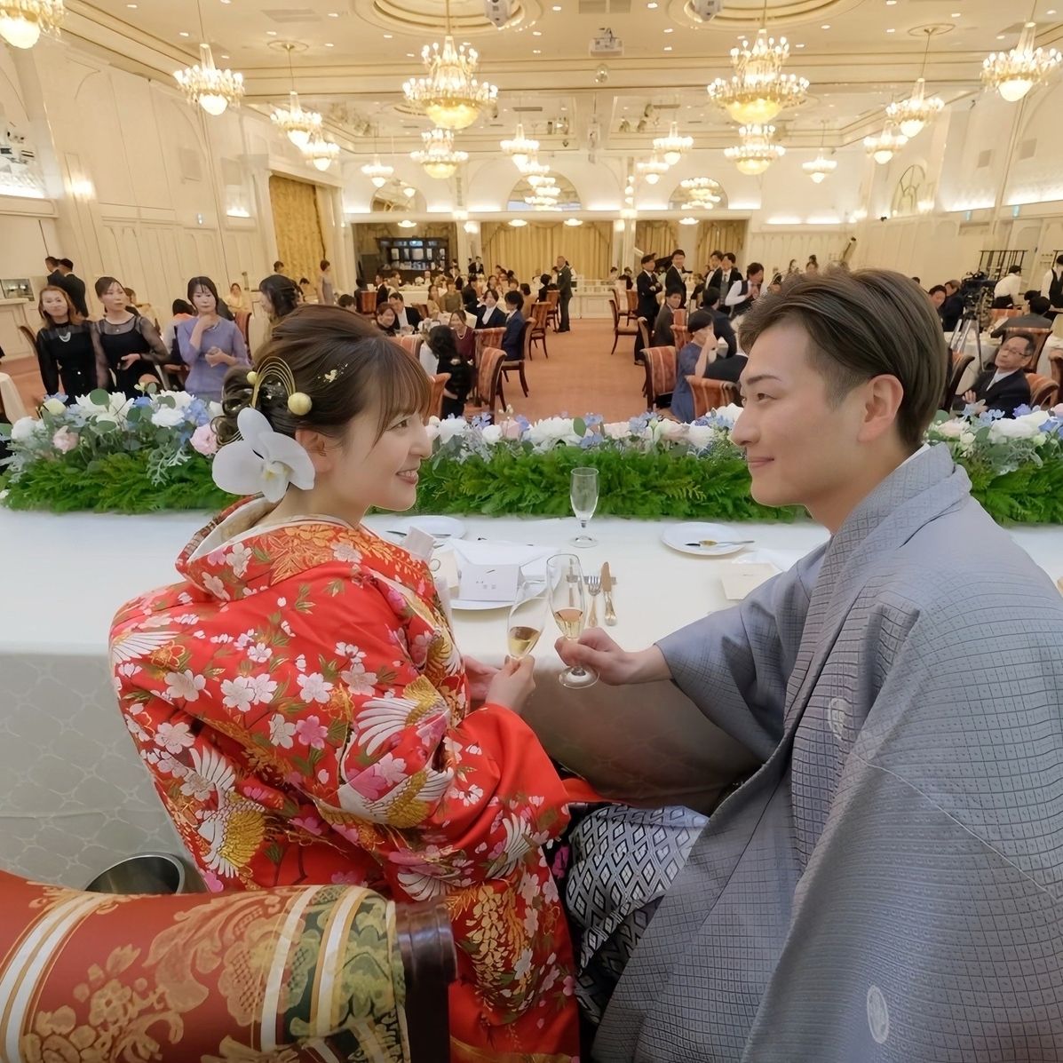 披露宴パーティのカバー写真