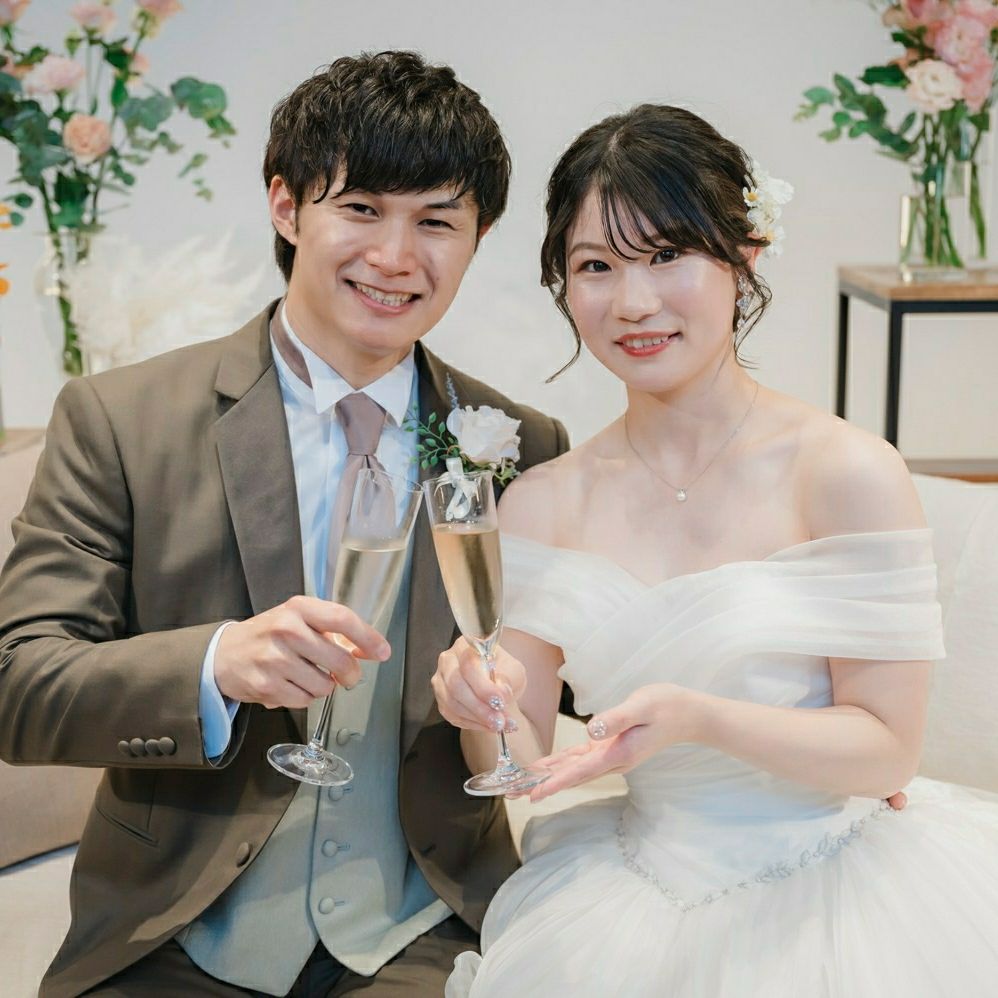 披露宴パーティのカバー写真