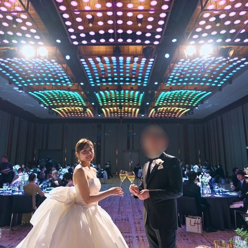 披露宴パーティのカバー写真