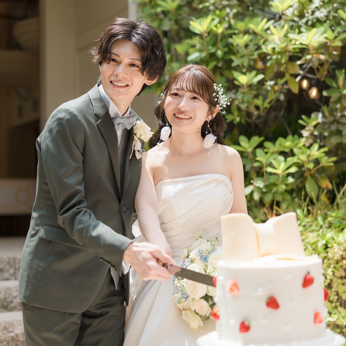 披露宴パーティのカバー写真