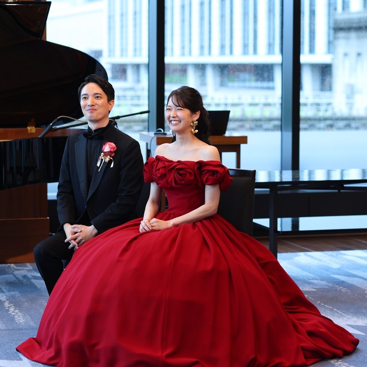 披露宴パーティのカバー写真