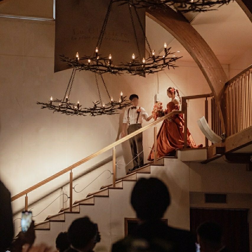 披露宴パーティのカバー写真