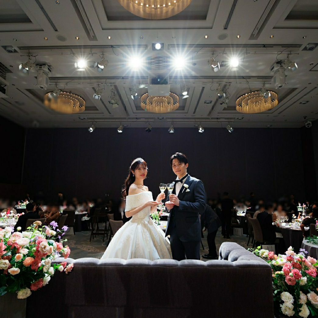 披露宴パーティのカバー写真