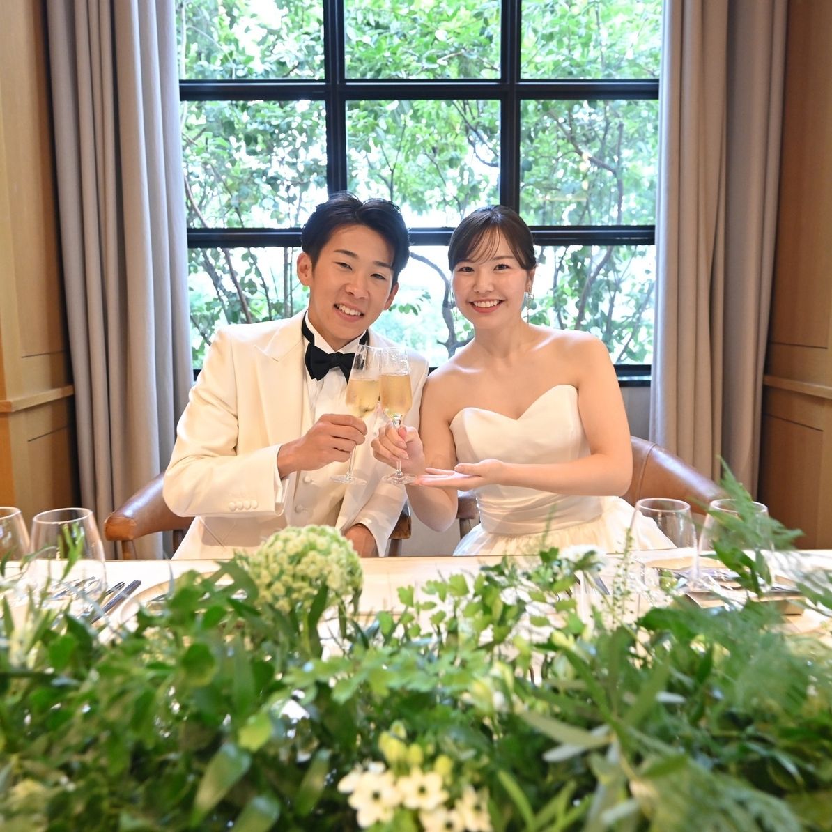 披露宴パーティのカバー写真