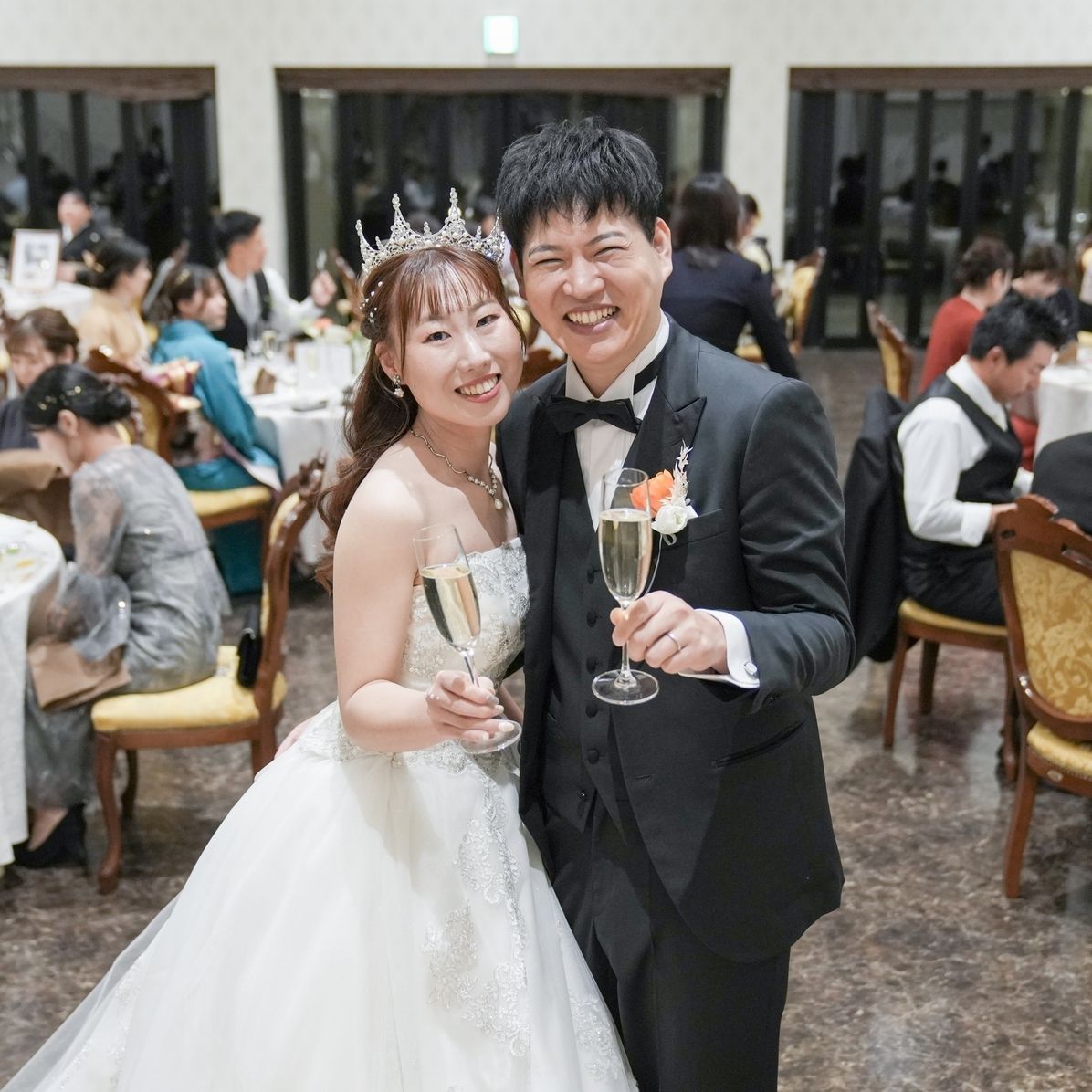 披露宴パーティのカバー写真