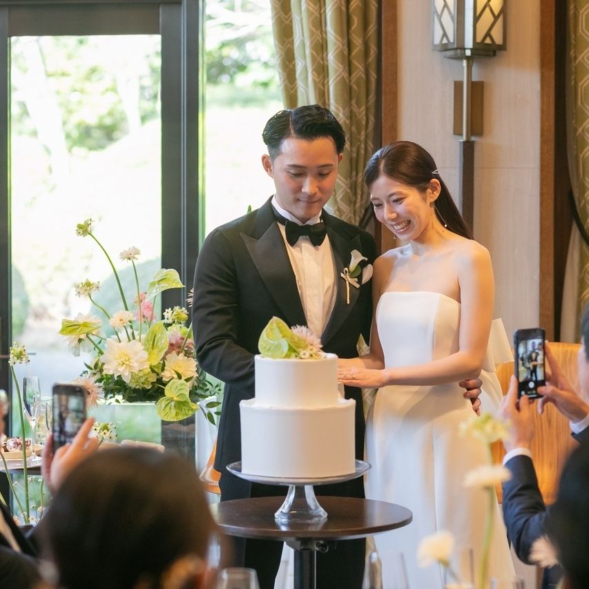 披露宴パーティのカバー写真