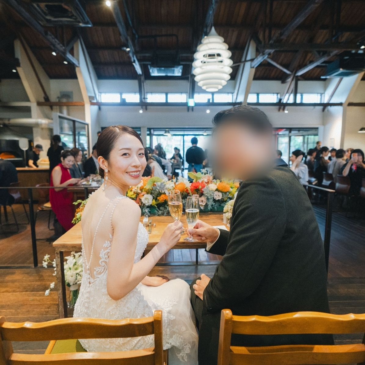 披露宴パーティのカバー写真