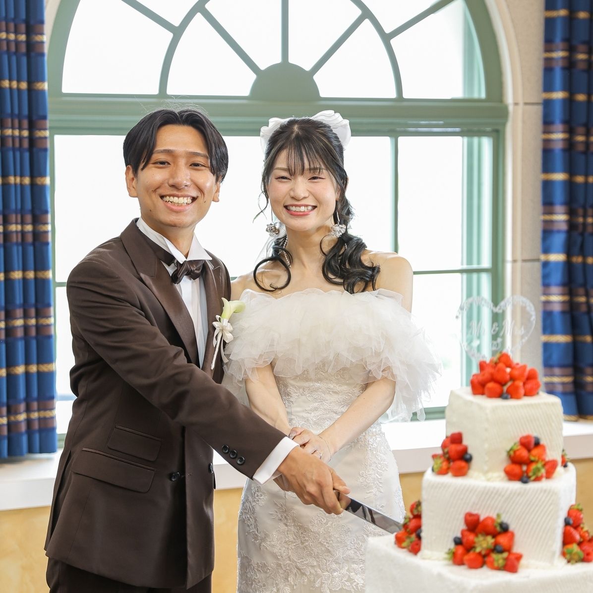 披露宴パーティのカバー写真