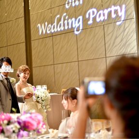 披露宴入場シーン