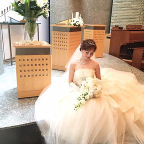 ヘアメイク一つでその日の気分って変わりますよね。
mikaさんは全体のバランスを考慮し、細かい足し算引き算でセンス抜群
お気に入りの一枚です