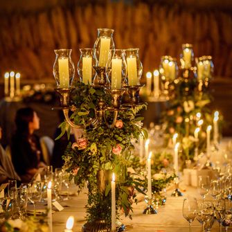 ロイヤルウェディングな雰囲気を持ちつつもナチュラルテイストを取り込みました♡