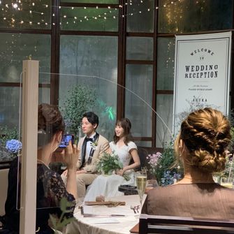 パーテーションをしっかり立たせてます。