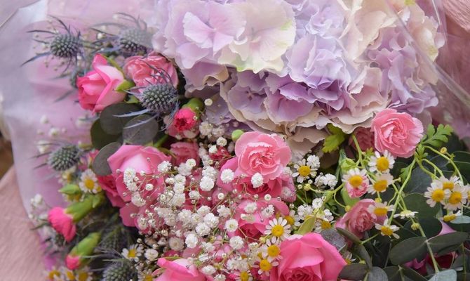 旦那さんがサプライズで式前にくれた花束💐