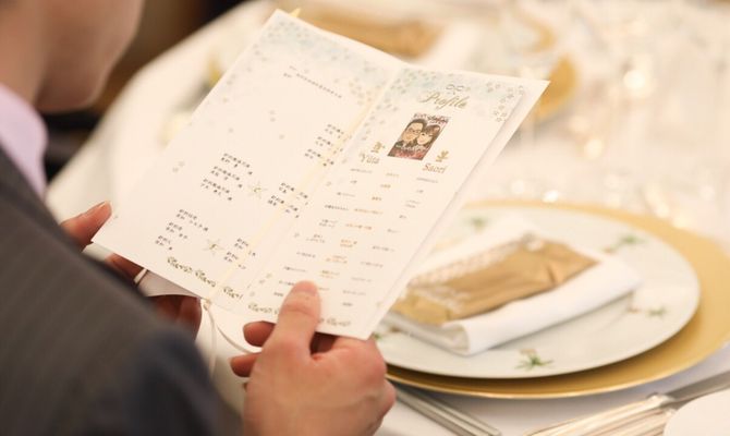 座席表は思いのこもった手作りで少しでも楽しんで頂ける様プロフィール付
