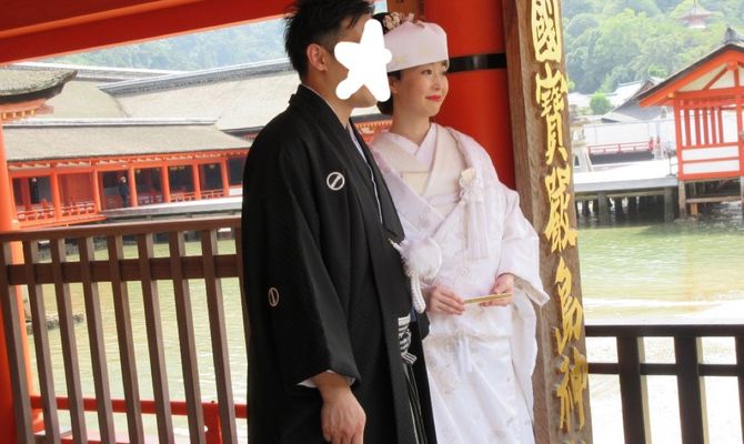 厳島神社入口にて