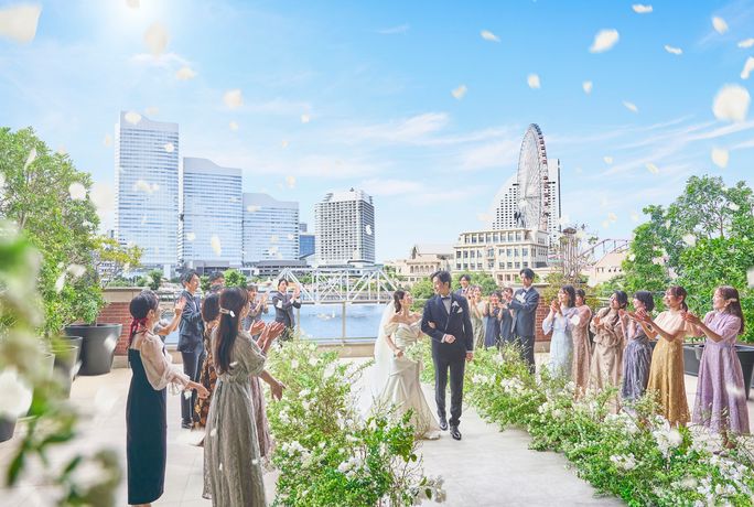 ノートルダム横浜みなとみらい/FIVESTAR WEDDINGのカバー写真