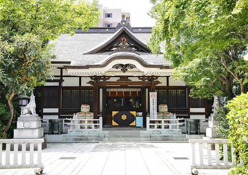 鳥越神社のカバー写真