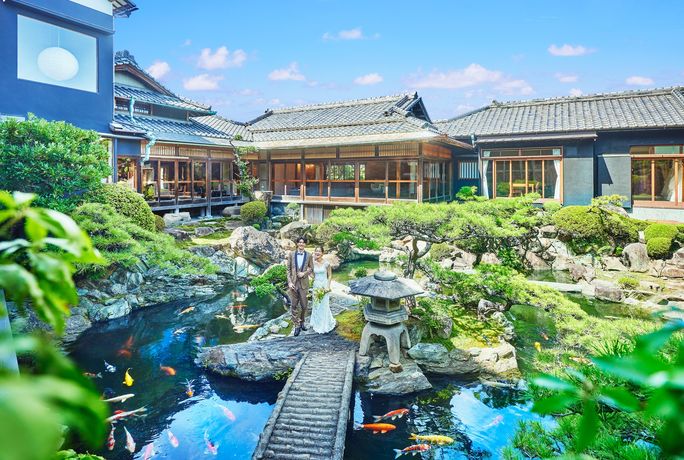 葵庭園のカバー写真