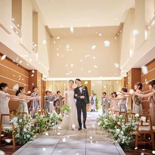 リアン トゥールの公式写真2枚目