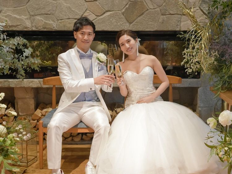 aminamiiiさんのカバー画像