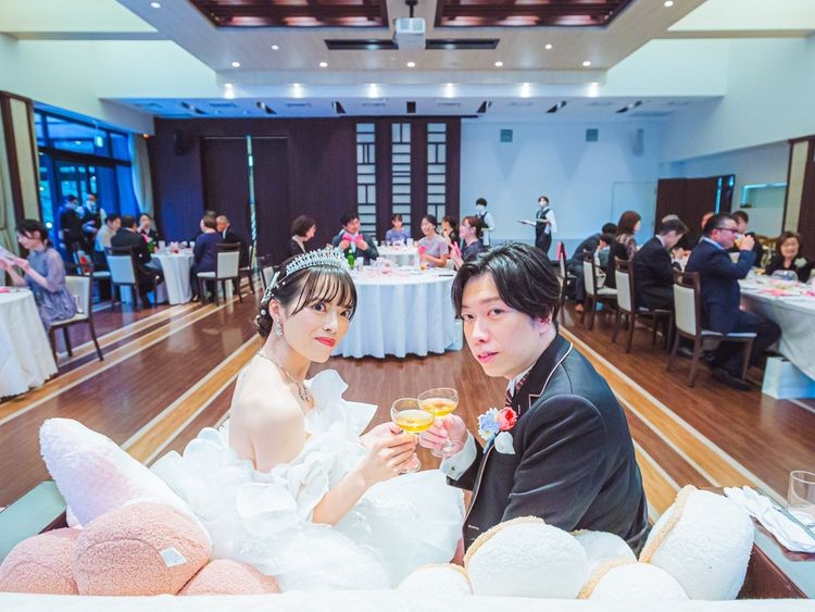 azure.weddingさんのカバー画像