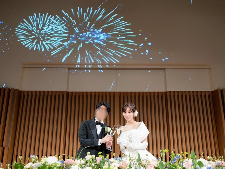 lilly_white_weddingさんのカバー画像