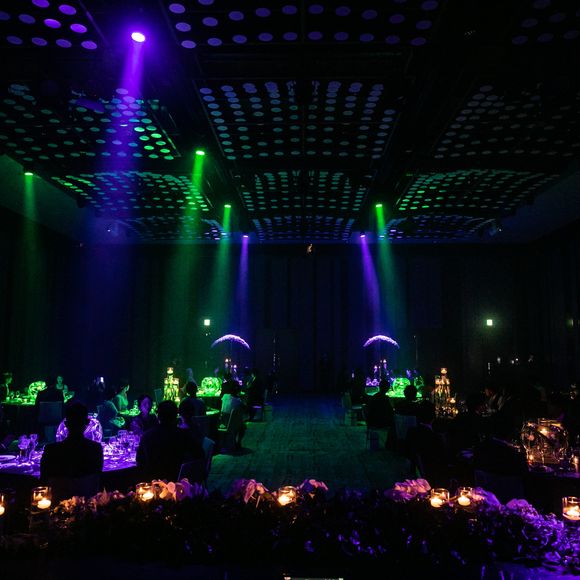 再入場は、ショーライツを入れました。