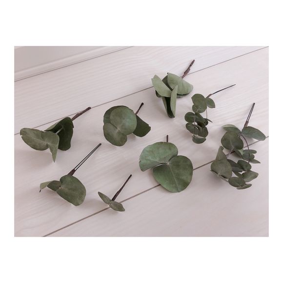 ユーカリ造花ヘアパーツの一部（和装披露宴用）