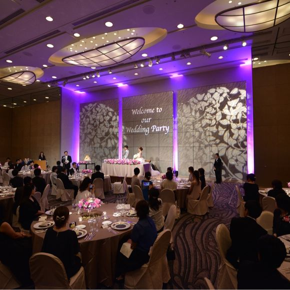 セルリアンのボールルームは高さ7.2メートル