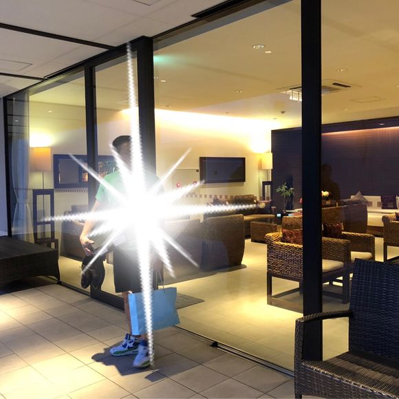 外に灰皿があるので、喫煙者も安心です。