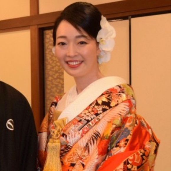 洋髪 front（胡蝶蘭生花）