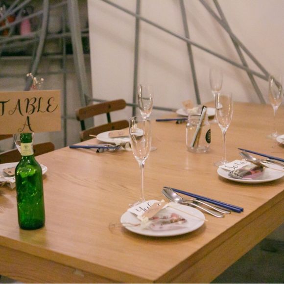 プチギフトはよくみてほしくて最初に置いておくスタイルに。