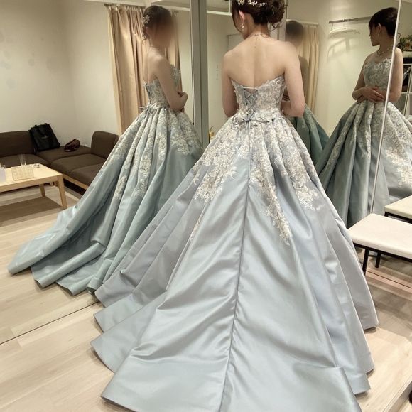 カラー4着目バック