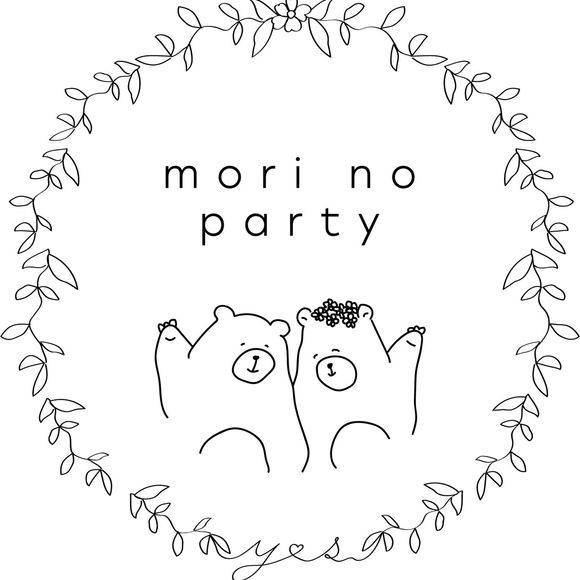 友達のさいちゃんが私達の結婚式テーマに
合わせてロゴ作成してくれました♡