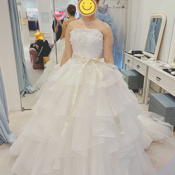 キヨコハタ ウェディングドレス 決定
披露宴会場では、リボンに変えてちょっぴり変化を楽しめそうです。