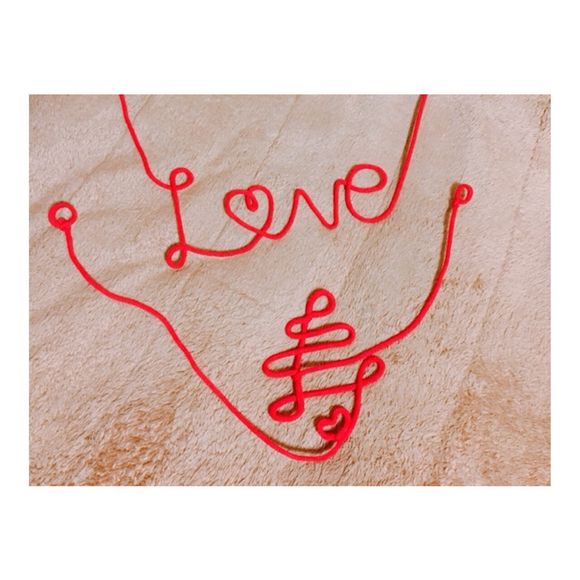 赤文字（Love . 寿）