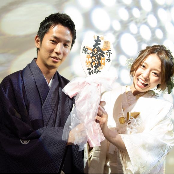 ケーキ入刀（ファーストバイト）