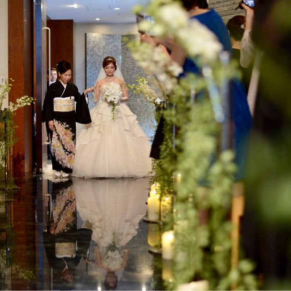 母と入場
大理石に反射するバージョンロードは本当に素敵です。